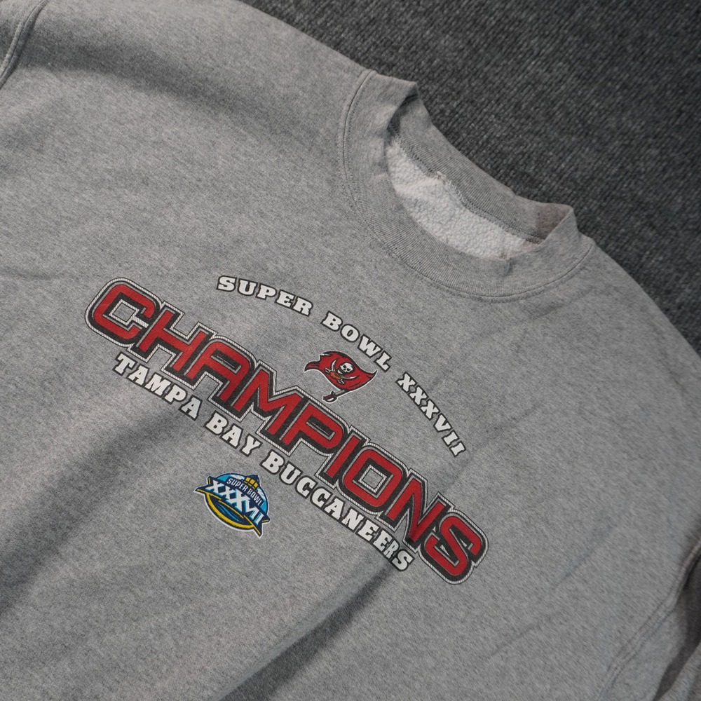 Tampa Bay Buccaneers Sweatshirt Mens XL Gray Super Bowl XXXVII Champions NFL